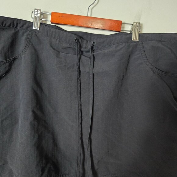 L.L. Bean Women's Size XL Black 100% Nylon Skirt Hiking Outdoor Hiking - Picture 2 of 7